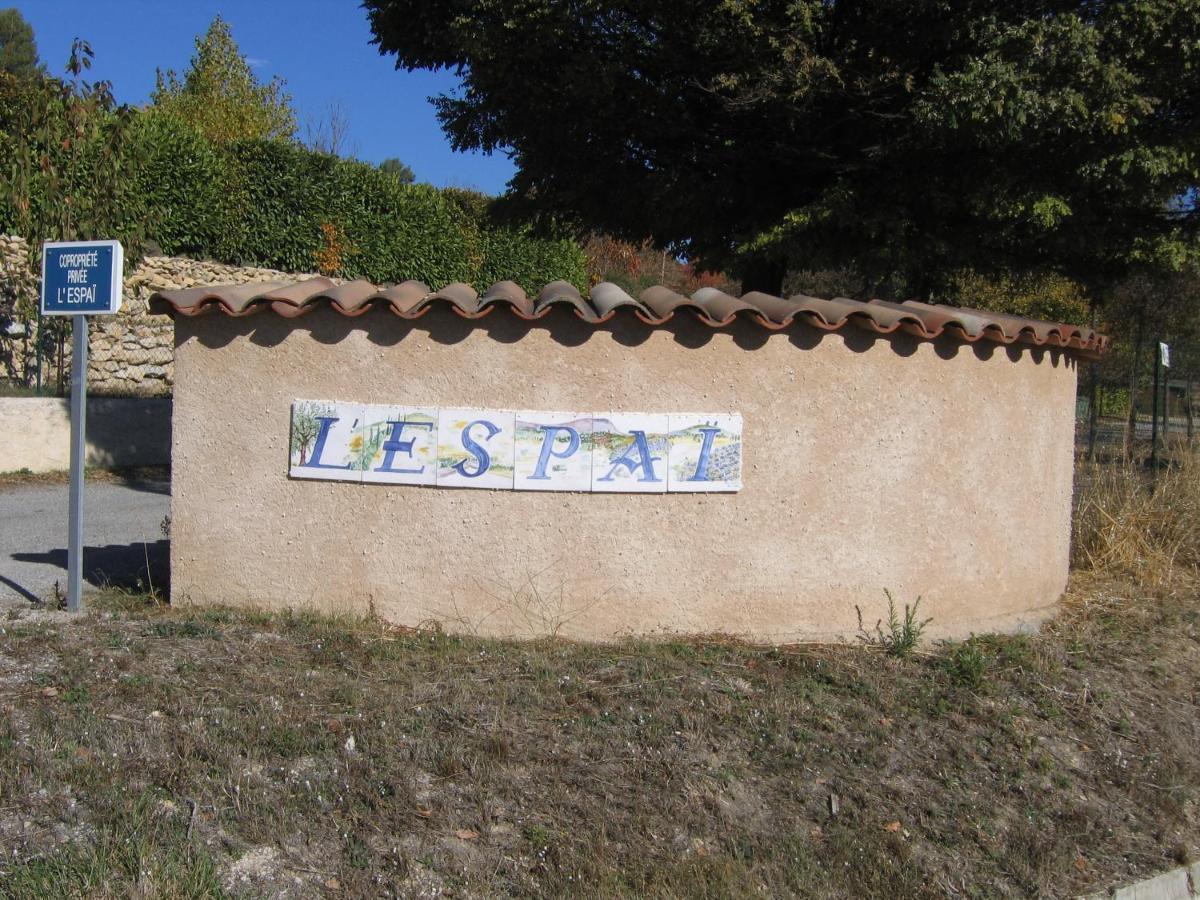 Mazet De Vacances Dans Le Domaine De L'Espai Saint-Martin-de-Bromes Bagian luar foto